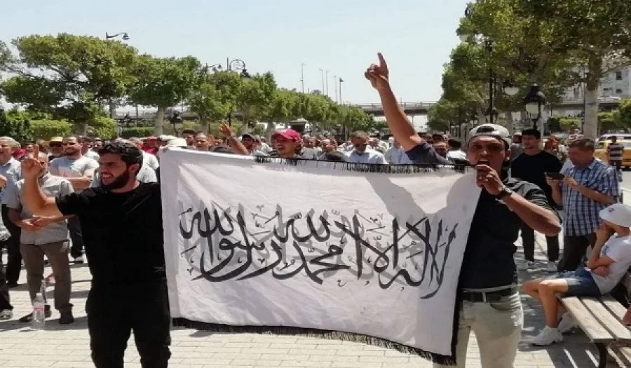 ولاية تونس: تغطية إعلامية لوقفة "التغيير الجذري على أساس الإسلام سبيل خلاصنا!"